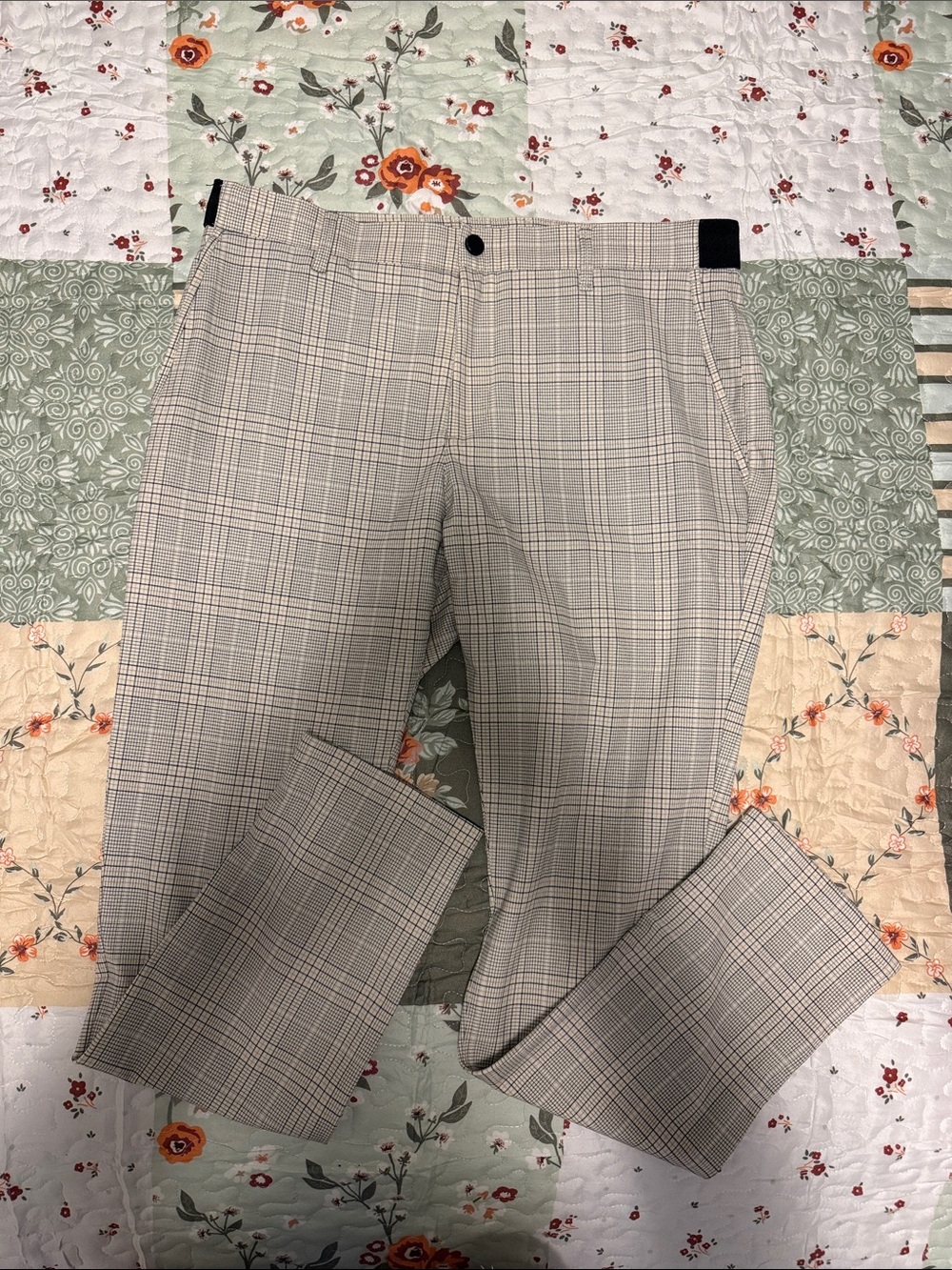 Zara Men's Plaid Dress Pants in Beige and Black
